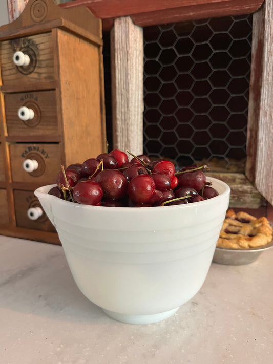 Vintage Hamilton Beach White Milk Glass Mixing Bowl with Ribbed Design and Pour Spout